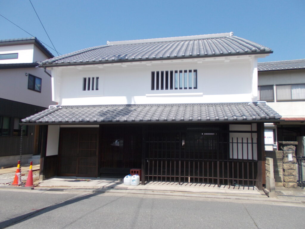 ６